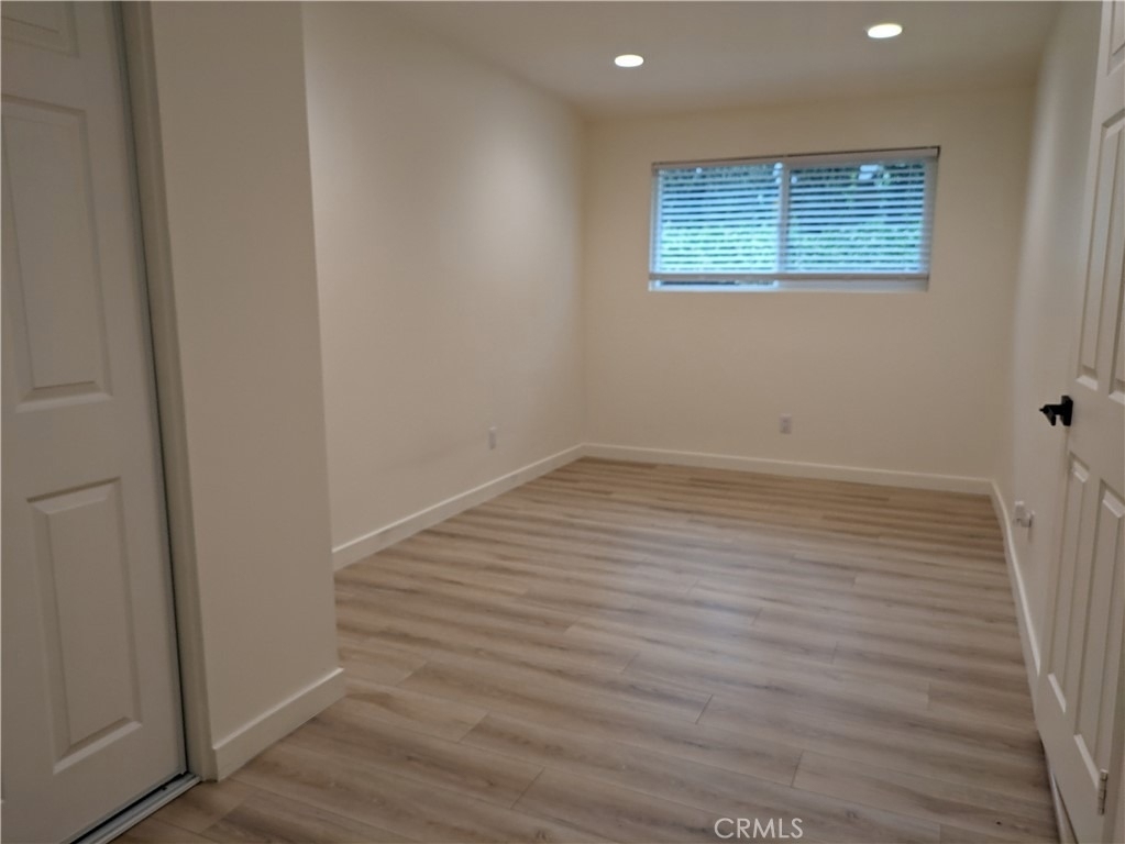 200 E Phillips St - Photo 7