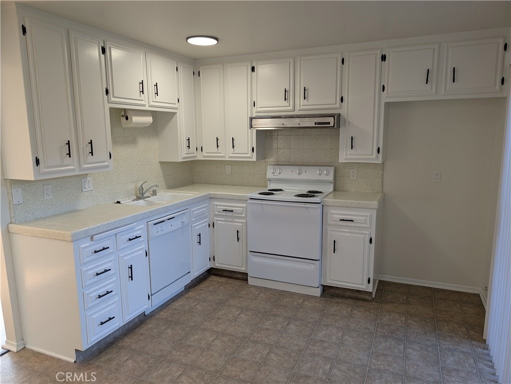 2851 W Avenue J4 - Photo 3