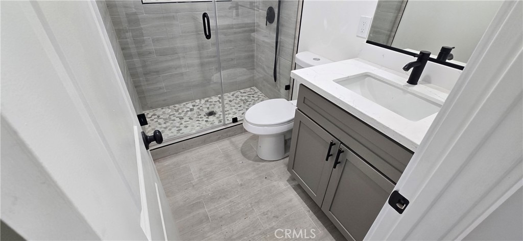 833 E 92nd - Photo 7