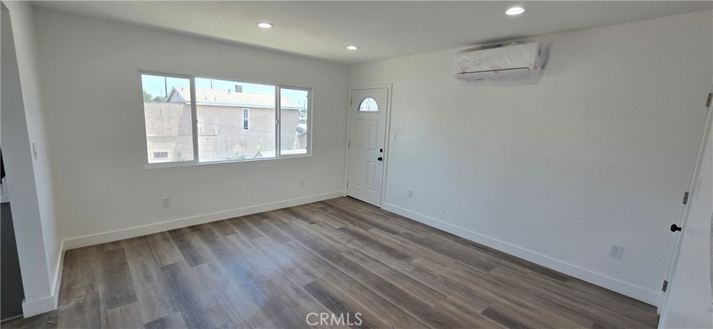 833 E 92nd - Photo 12