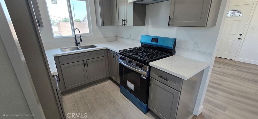 833 E 92nd - Photo 0