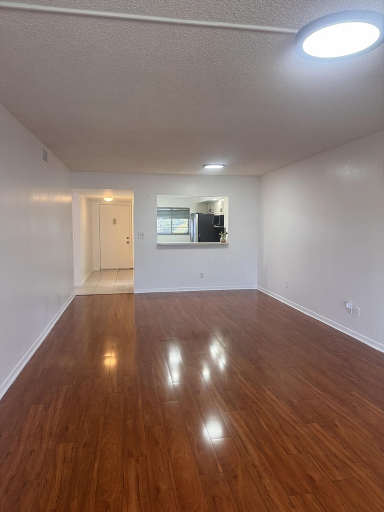 3178 Via Poinciana - Photo 8