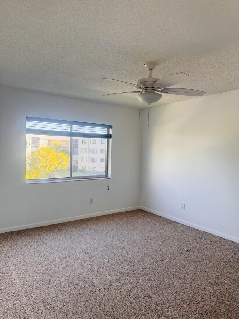 3178 Via Poinciana - Photo 10