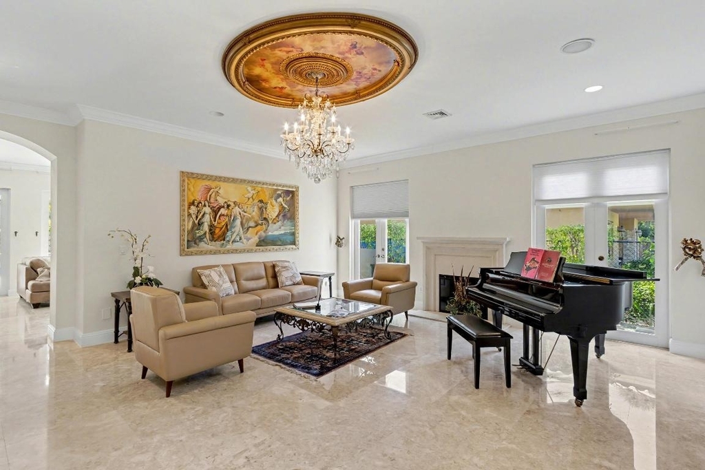 860 E Park Drive - Photo 19
