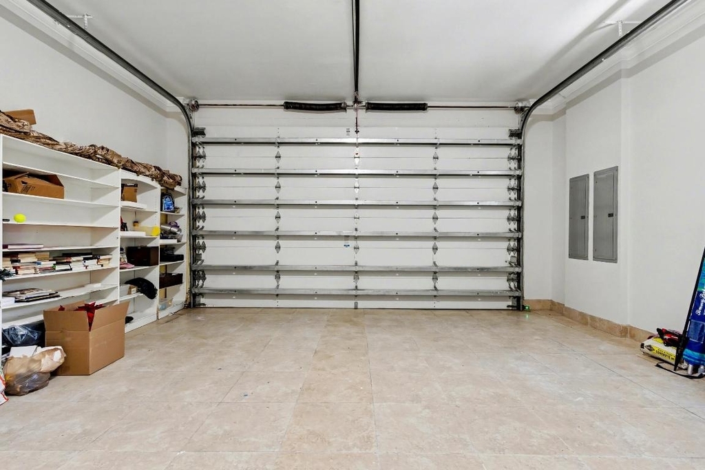 860 E Park Drive - Photo 56