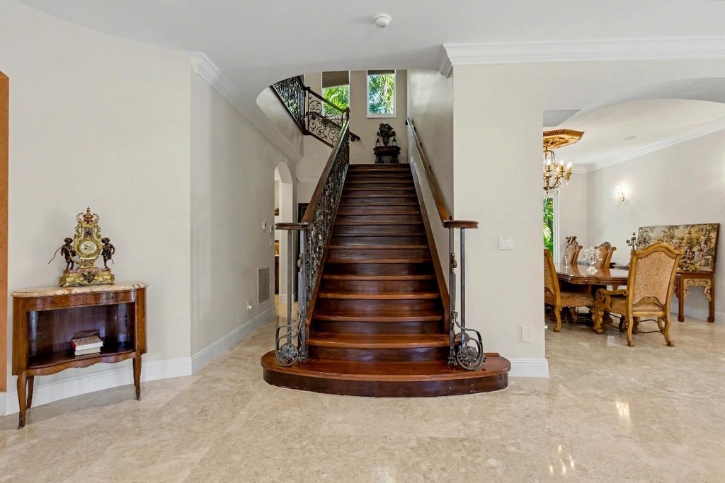 860 E Park Drive - Photo 21