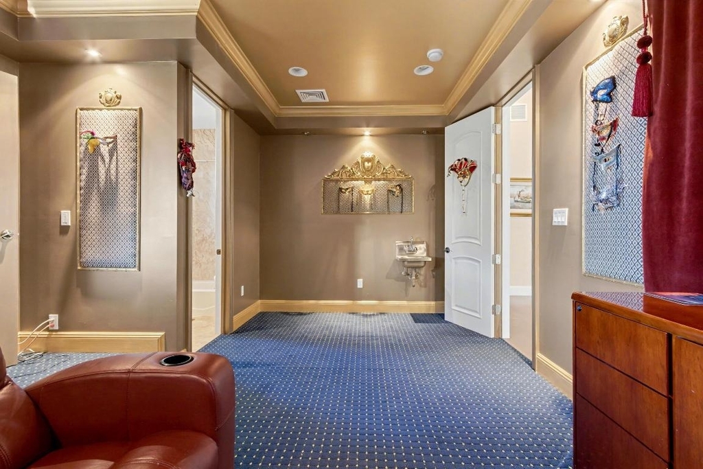 860 E Park Drive - Photo 42