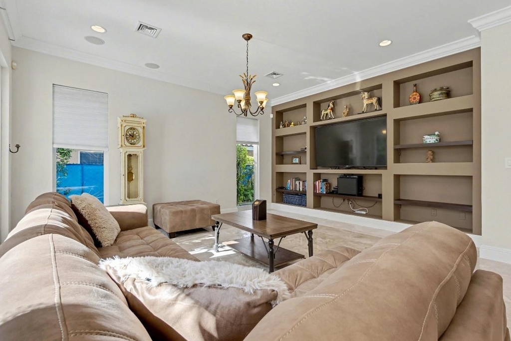 860 E Park Drive - Photo 25