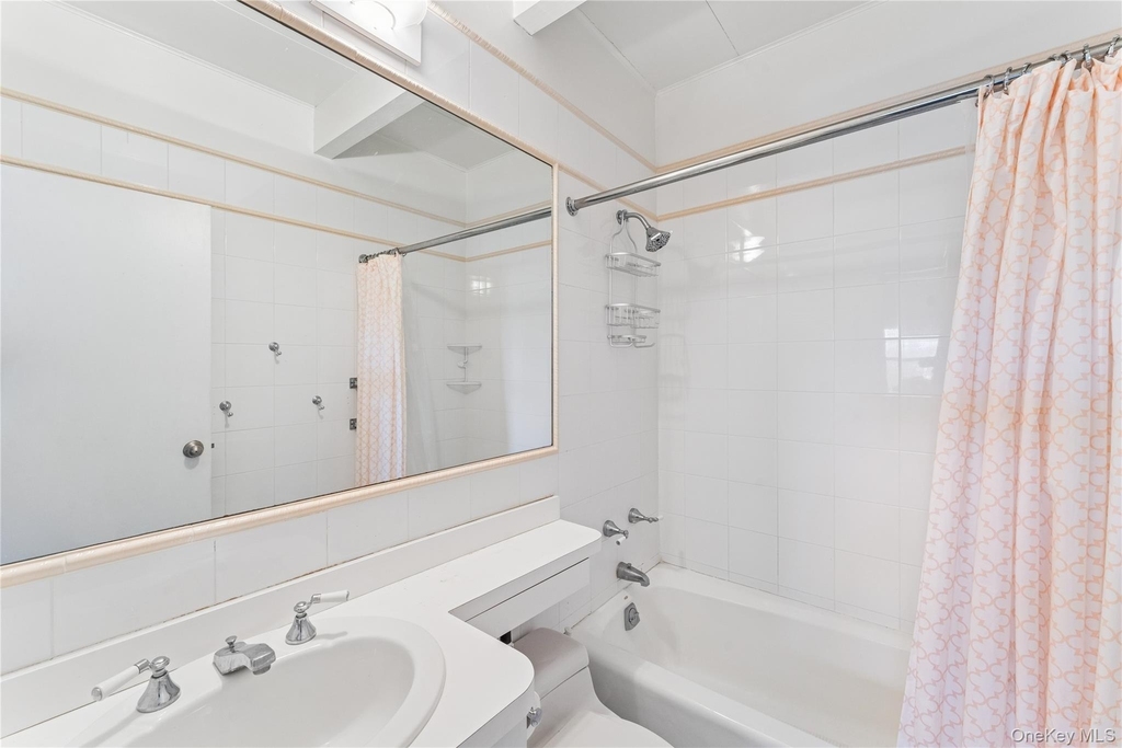 35 Library Avenue - Photo 7