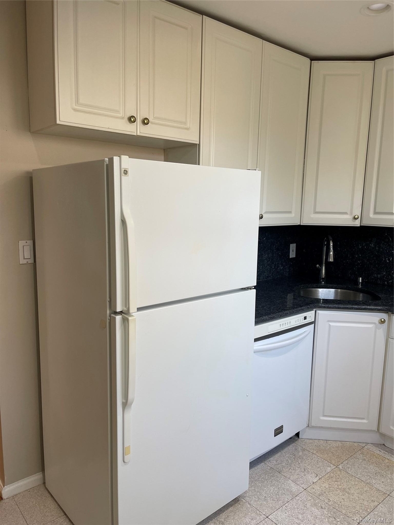 26007 Langston - Photo 2