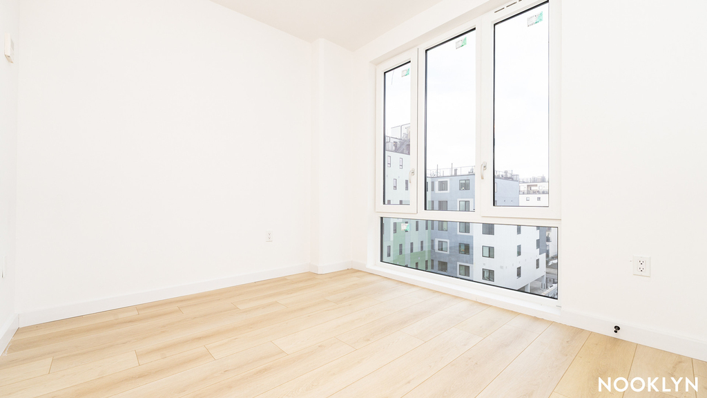 227 Clarkson Ave  - Photo 10