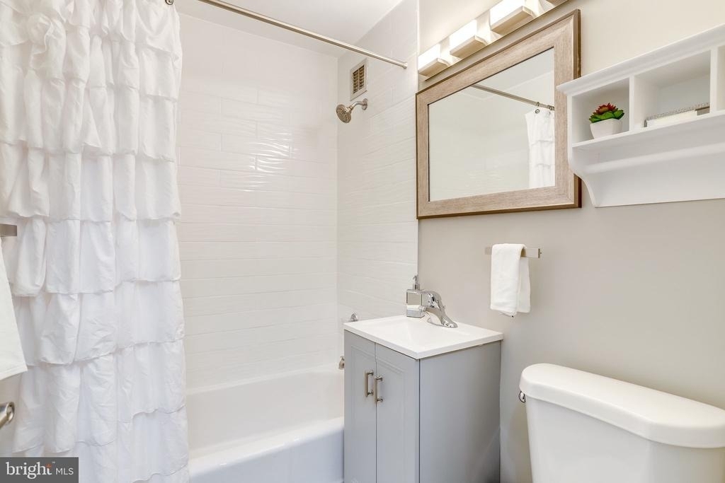 1011 Arlington Boulevard - Photo 18