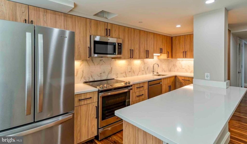 1815 John F Kennedy Boulevard - Photo 14