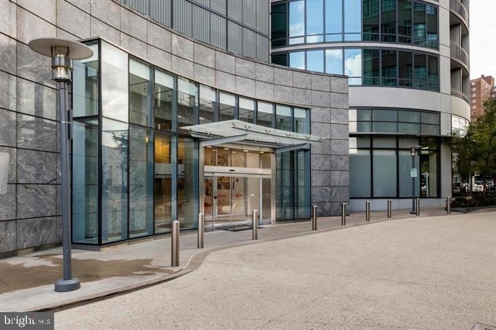 2101 Market Street - Photo 0