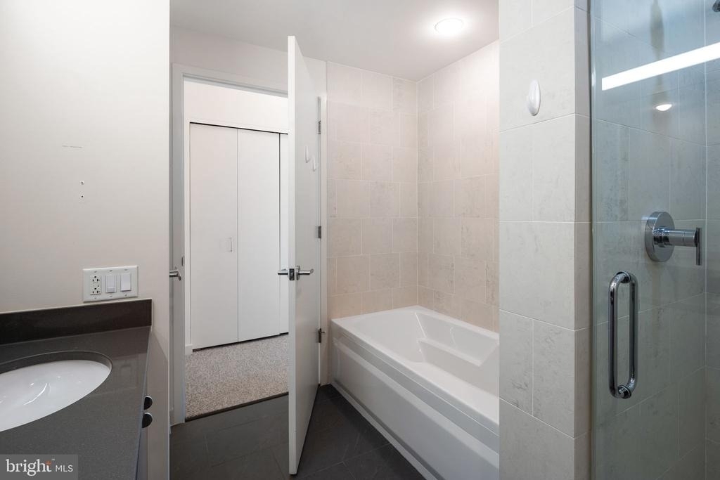 2101 Market Street - Photo 31