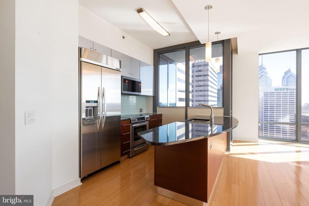 2101 Market Street - Photo 18