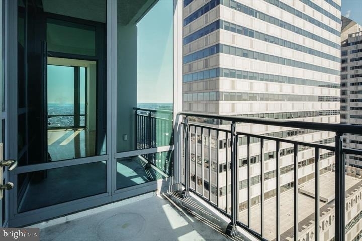 2101 Market Street - Photo 3