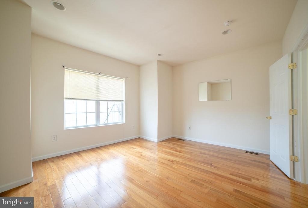 1830 N 16th Street - Photo 2