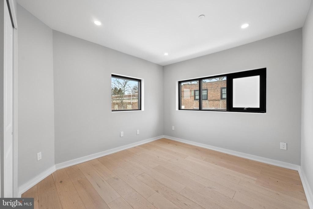 36 N Narberth Avenue - Photo 8