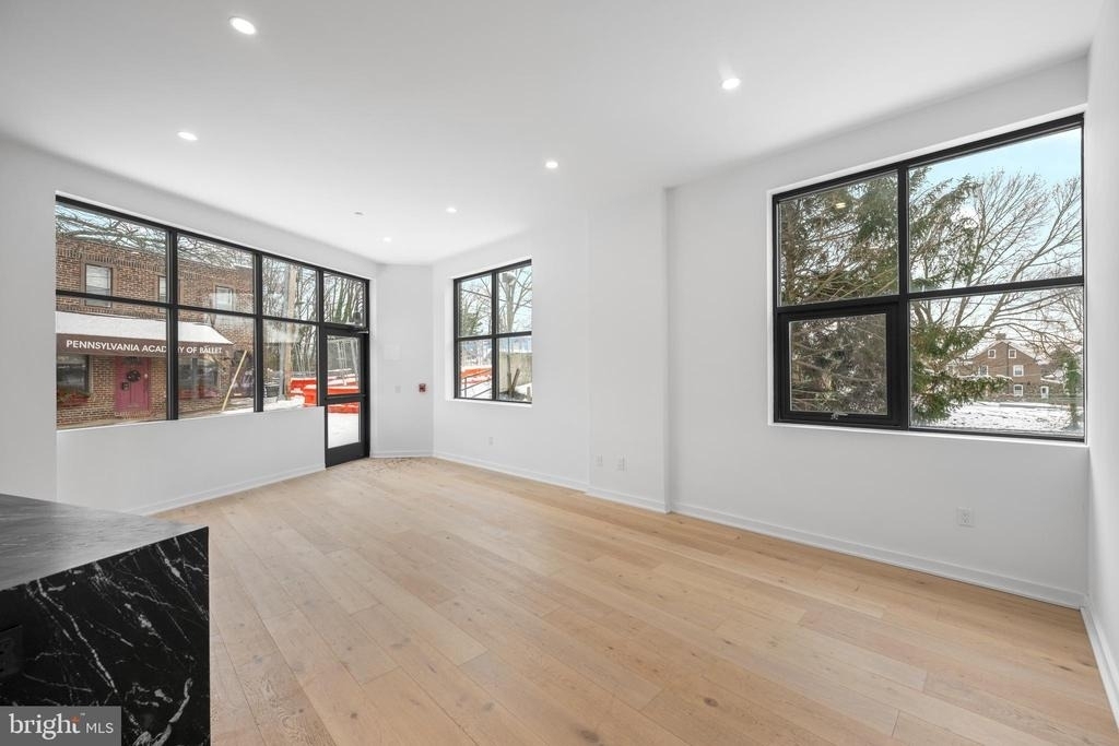 36 N Narberth Avenue - Photo 4