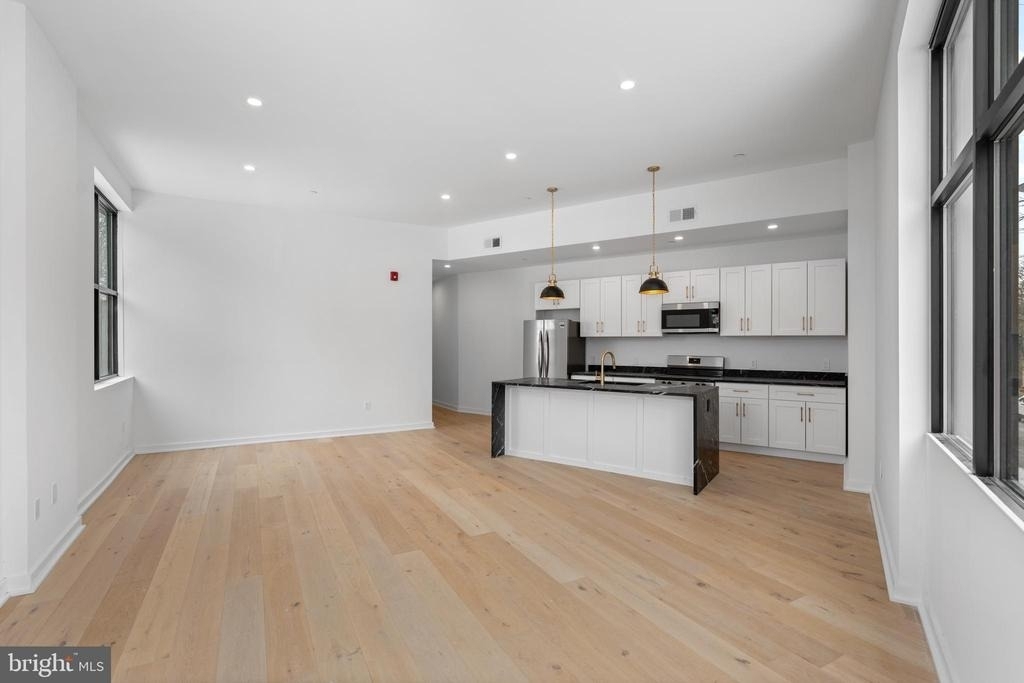 36 N Narberth Avenue - Photo 3