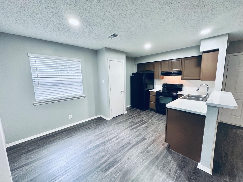 5507 Rose Hill Cir - Photo 4