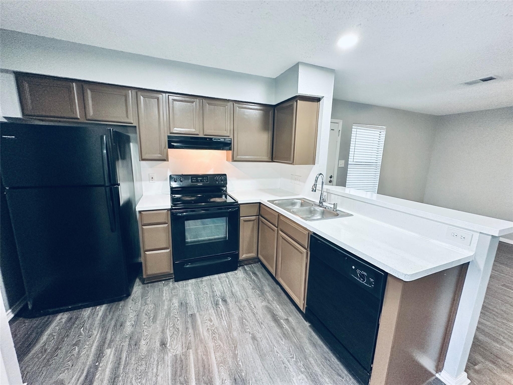 5507 Rose Hill Cir - Photo 6