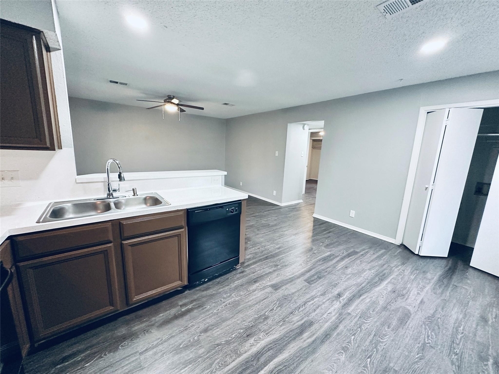 5507 Rose Hill Cir - Photo 7