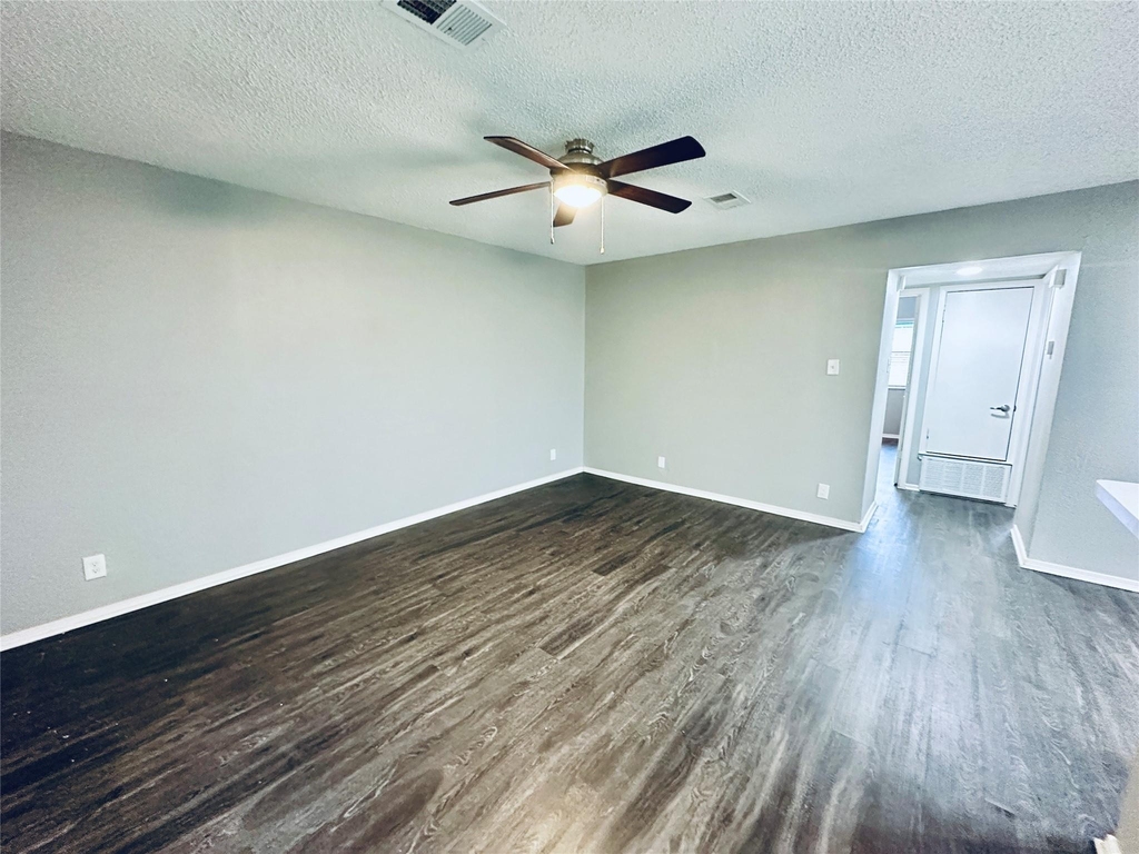 5507 Rose Hill Cir - Photo 1