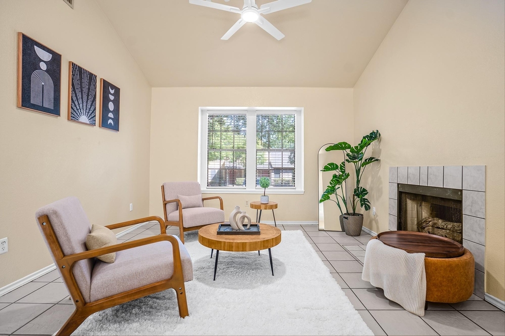 11901 Swearingen Dr - Photo 11