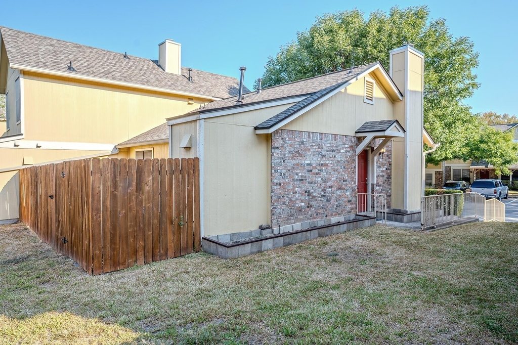 11901 Swearingen Dr - Photo 15