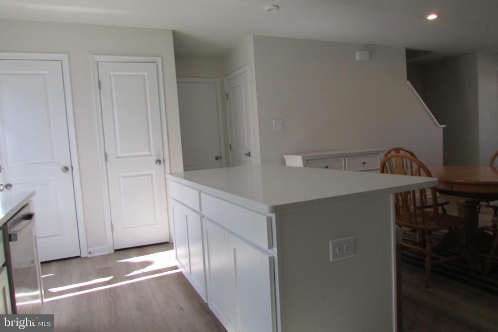 30155 Creekview Circle - Photo 9
