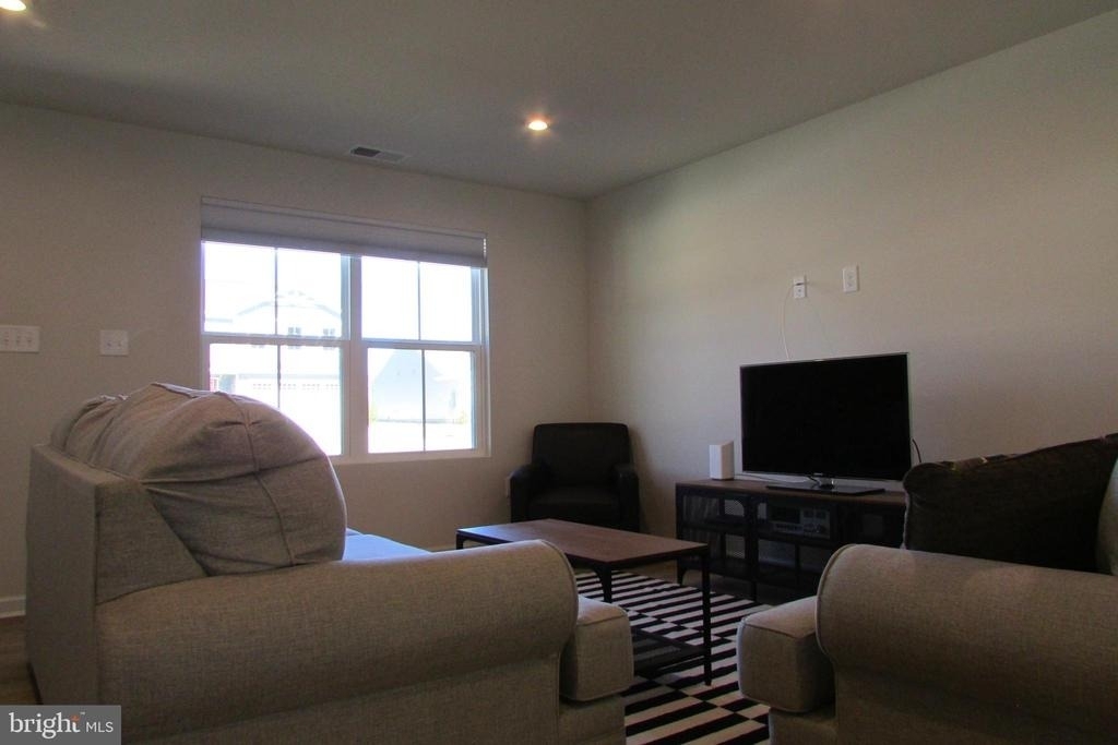 30155 Creekview Circle - Photo 5