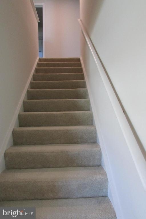 30155 Creekview Circle - Photo 13