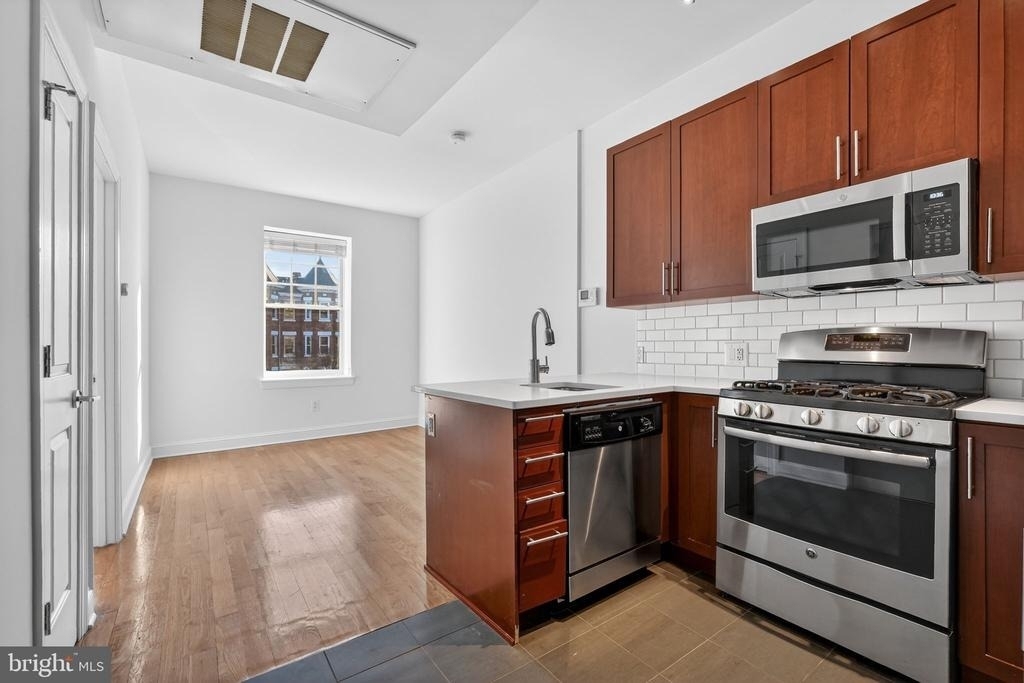 2620 13th Street Nw - Photo 9
