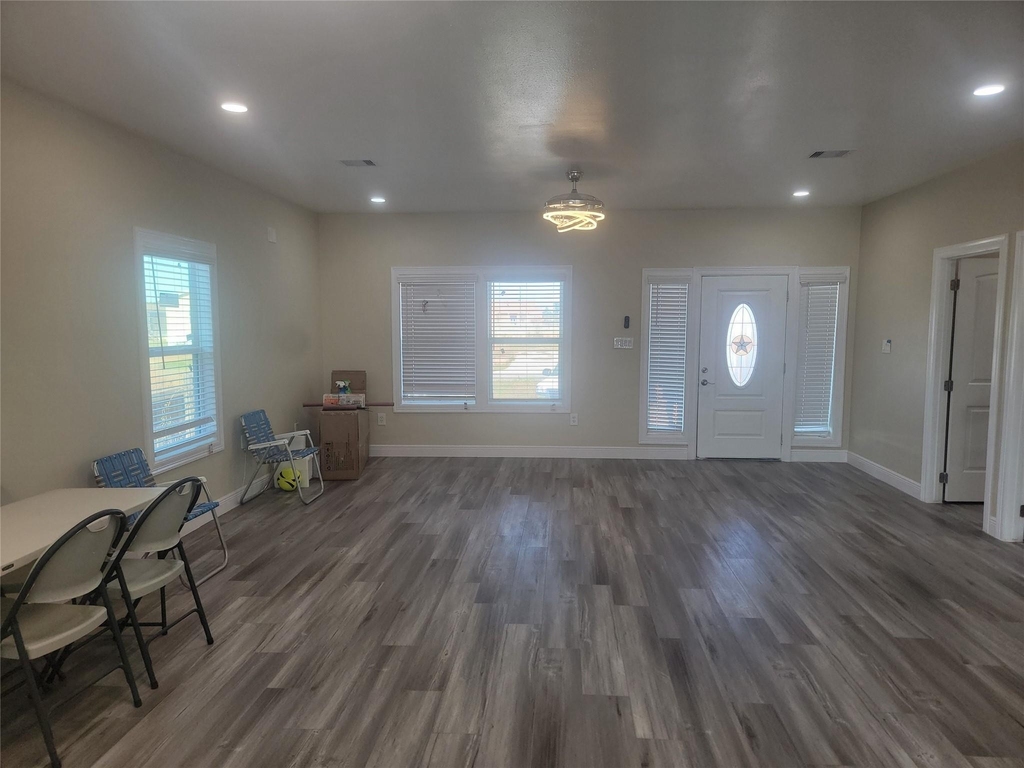 2250 Road 5732 - Photo 8