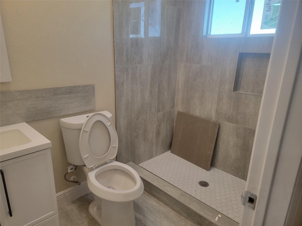 2250 Road 5732 - Photo 9