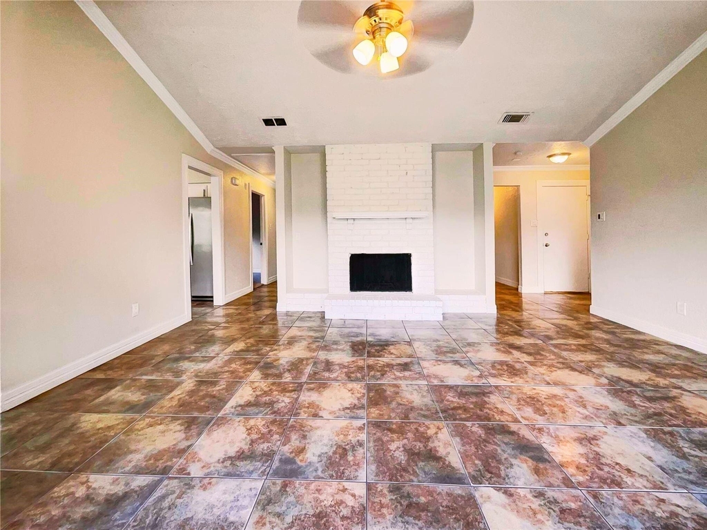 7422 Breccia Drive - Photo 2