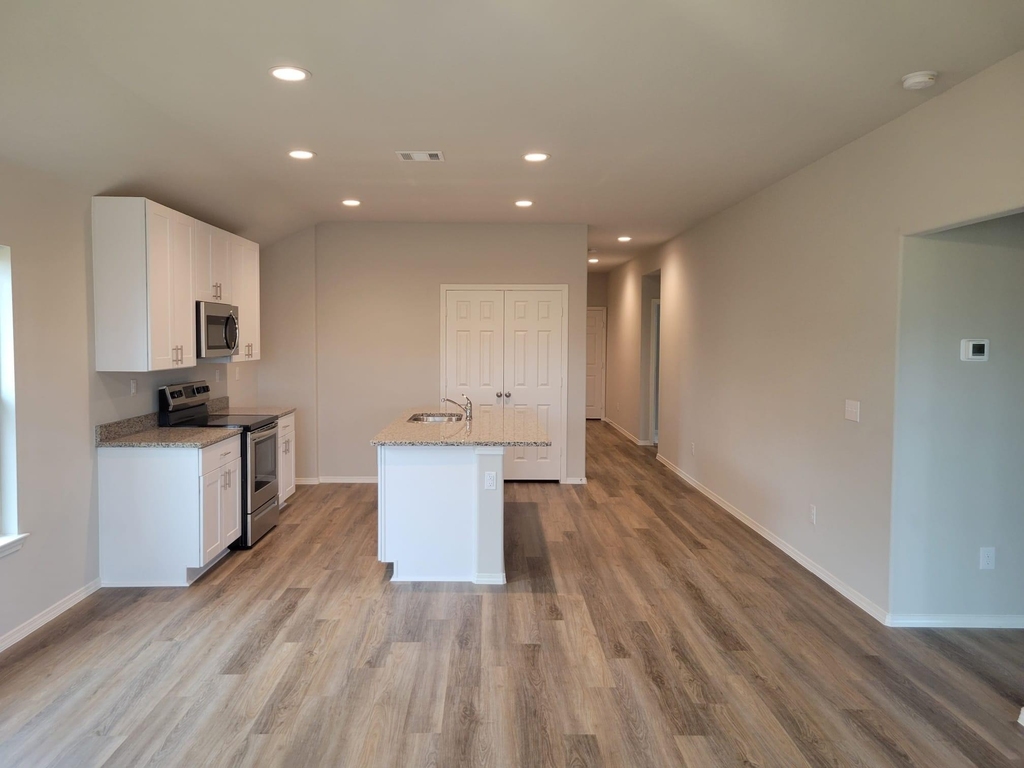 14930 Dane Ct - Photo 7