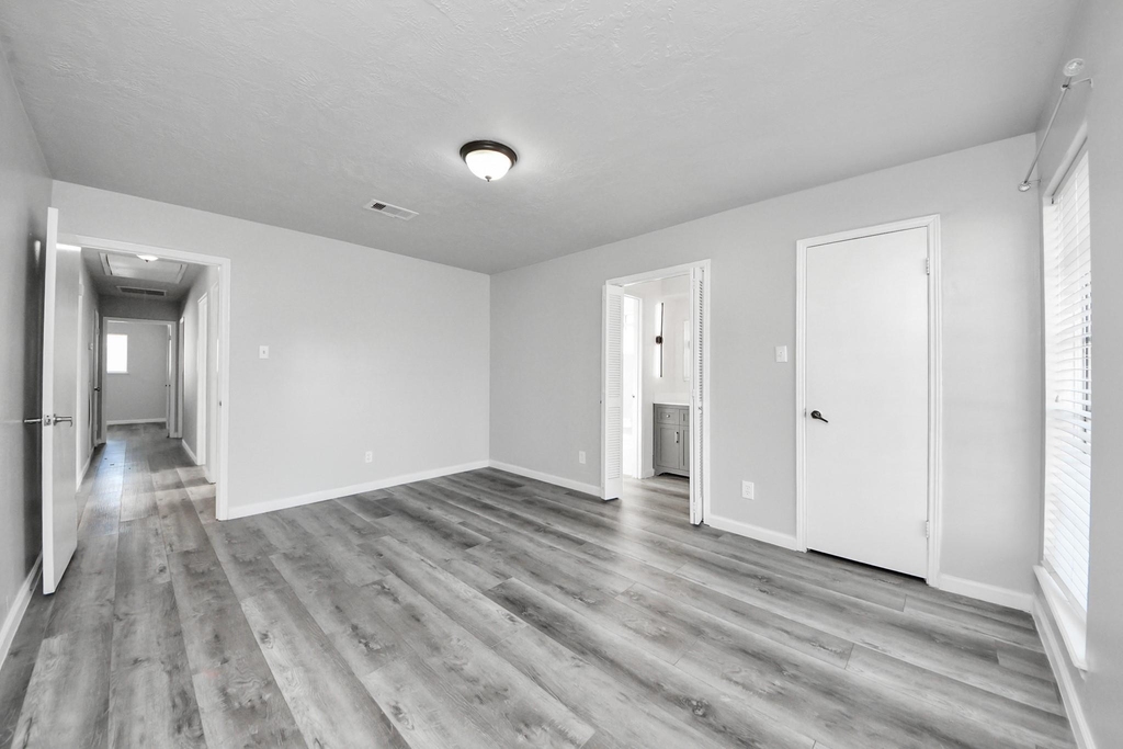 8011 La Roche Lane - Photo 28