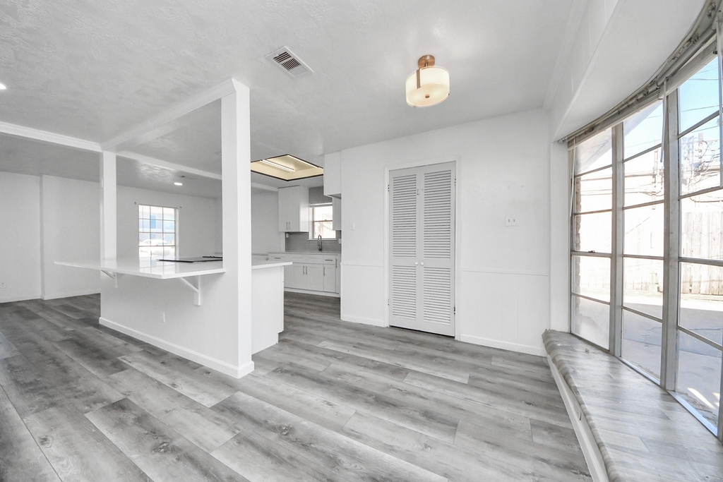 8011 La Roche Lane - Photo 25