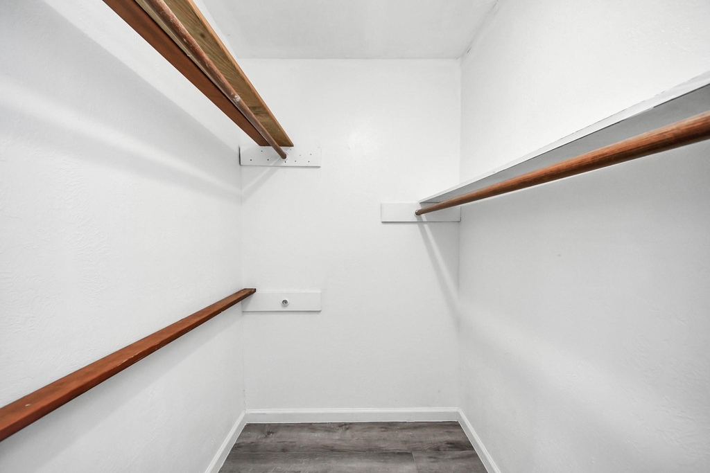 8011 La Roche Lane - Photo 30