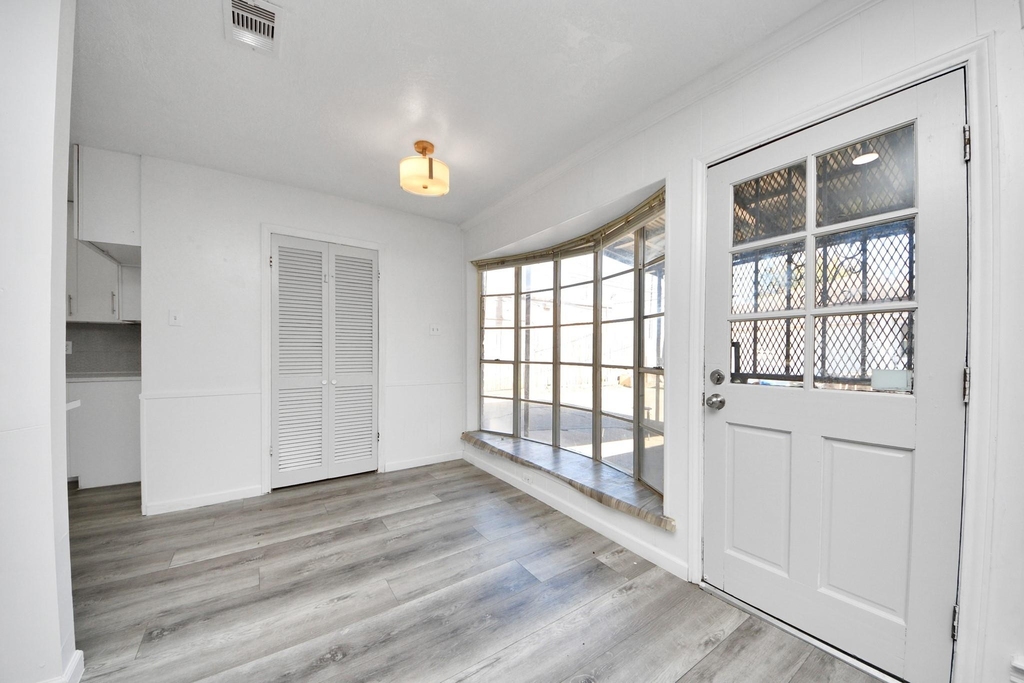8011 La Roche Lane - Photo 24