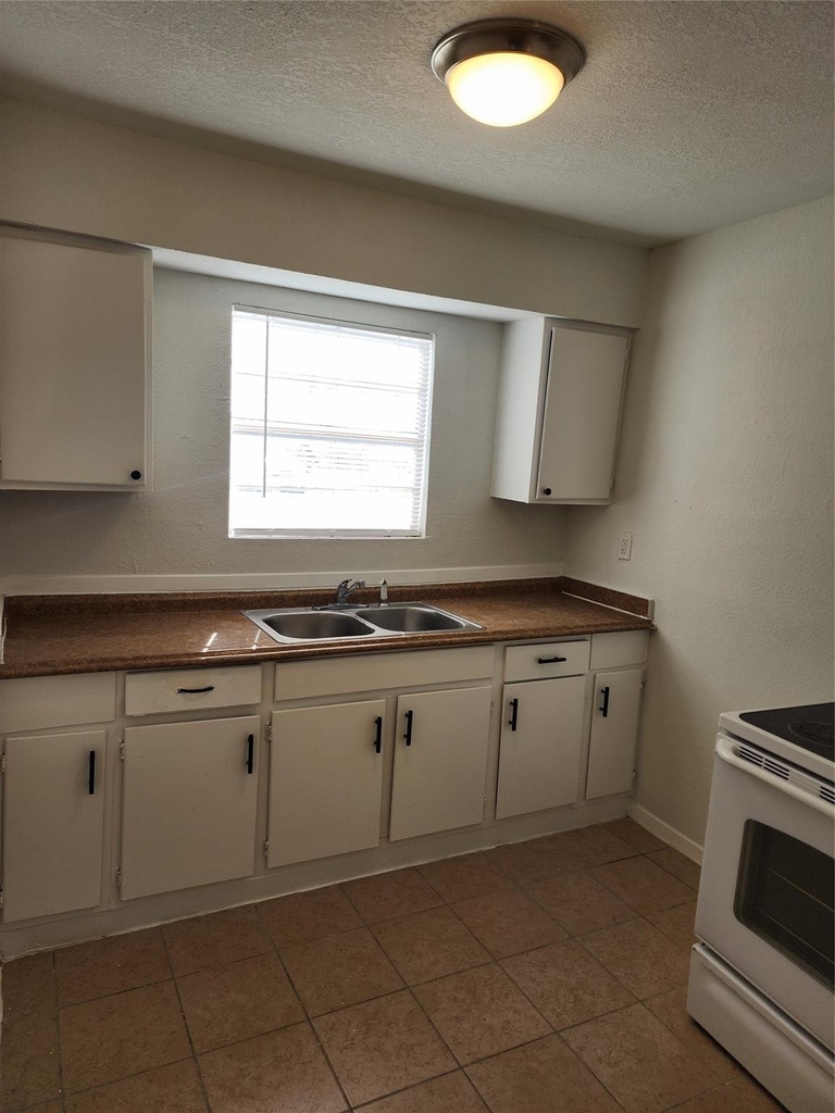 14033 Garber Lane - Photo 7
