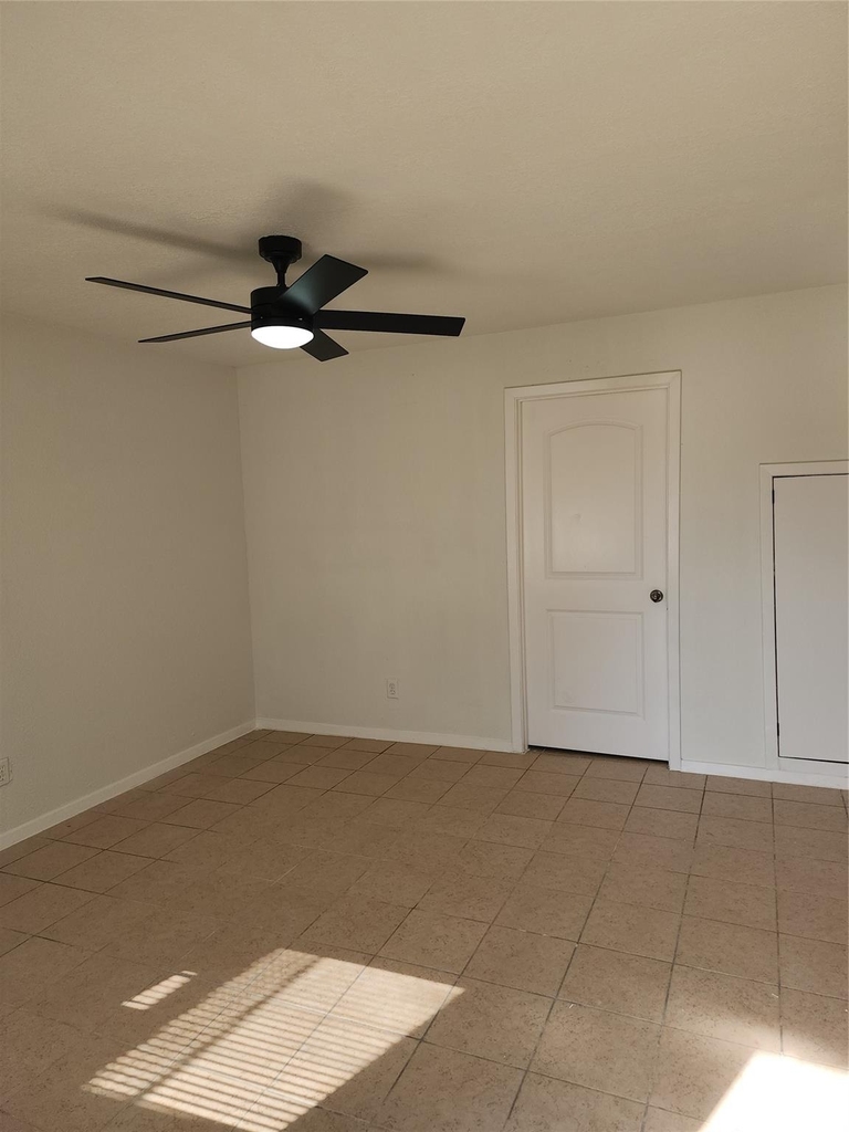 14033 Garber Lane - Photo 3