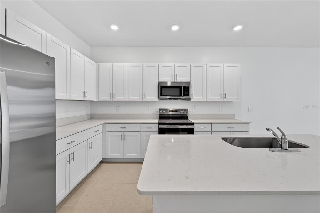 3346 Lapis Lake Dr - Photo 2