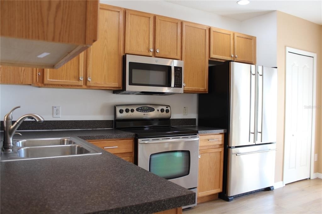 16320 Swan View Circle - Photo 7
