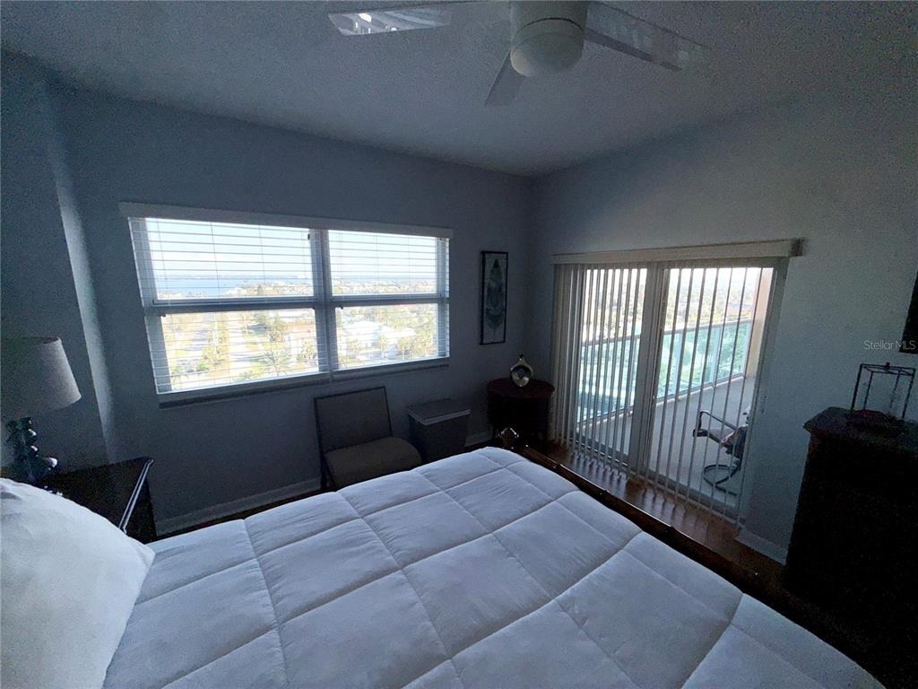 880 Mandalay Avenue - Photo 8