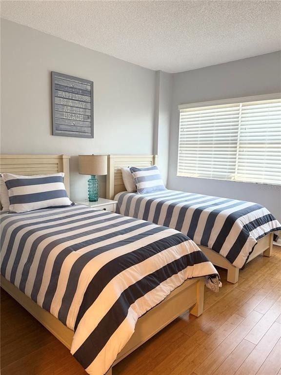 880 Mandalay Avenue - Photo 21