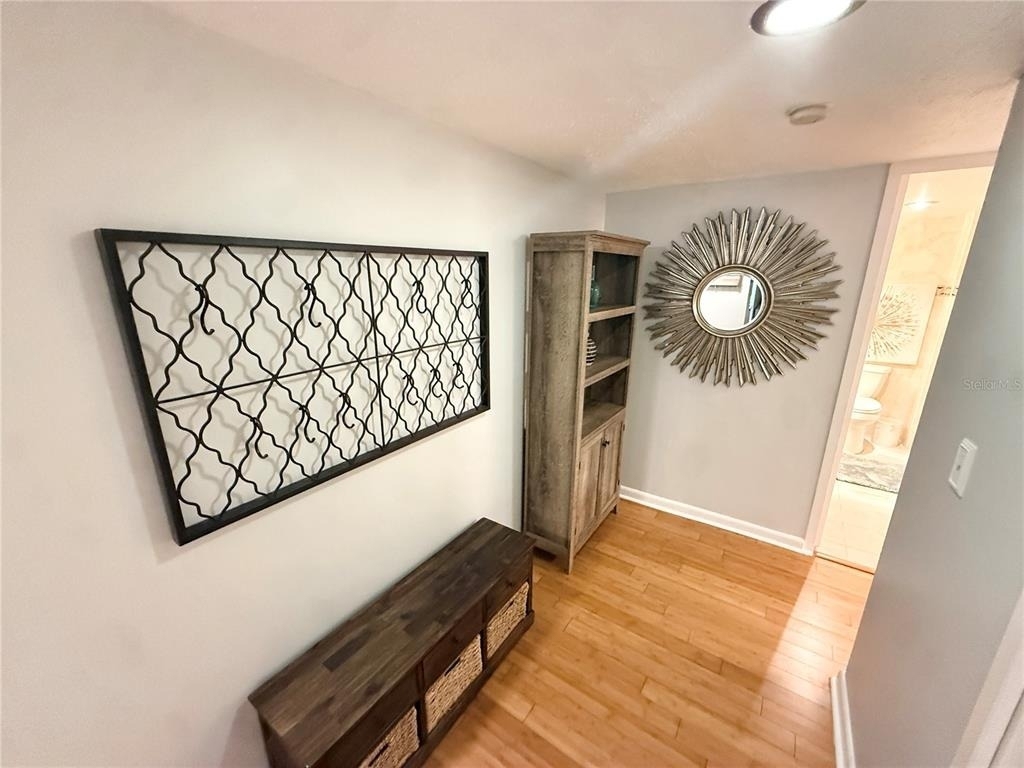 880 Mandalay Avenue - Photo 9